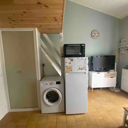 Maisonnette Avec Terrasse A 300m De La 2 Etoiles *